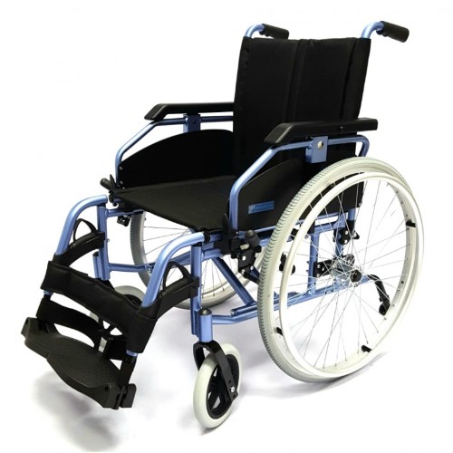 Кресло-коляска инвалидная складная с принадлежностями LY-710 (710-070) Titan Deutschland Gmbh