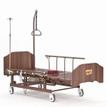Медицинская кровать MET REVEL NEW для лежачих больных с USB, электрорегулировками, переворотом и туалетом