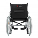 Кресло-коляска для инвалидов Ortonica Trend 45 оснащена приводом для управления одной рукой и повышенную грузоподъемность