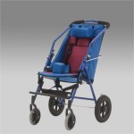 Кресло-коляска механическая H 032 для детей с ДЦП со съемным столом и пневмоколесами